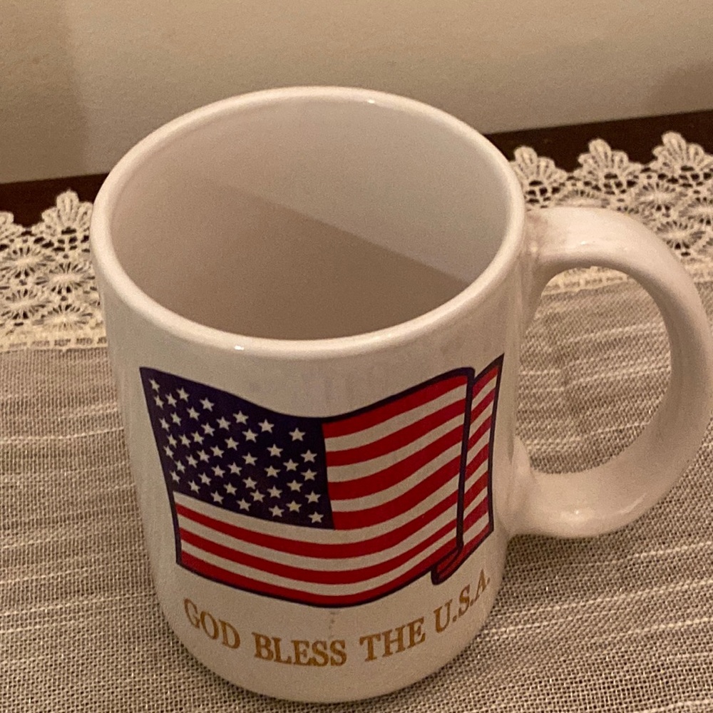 GOD BLESS THE USA ceramic mug